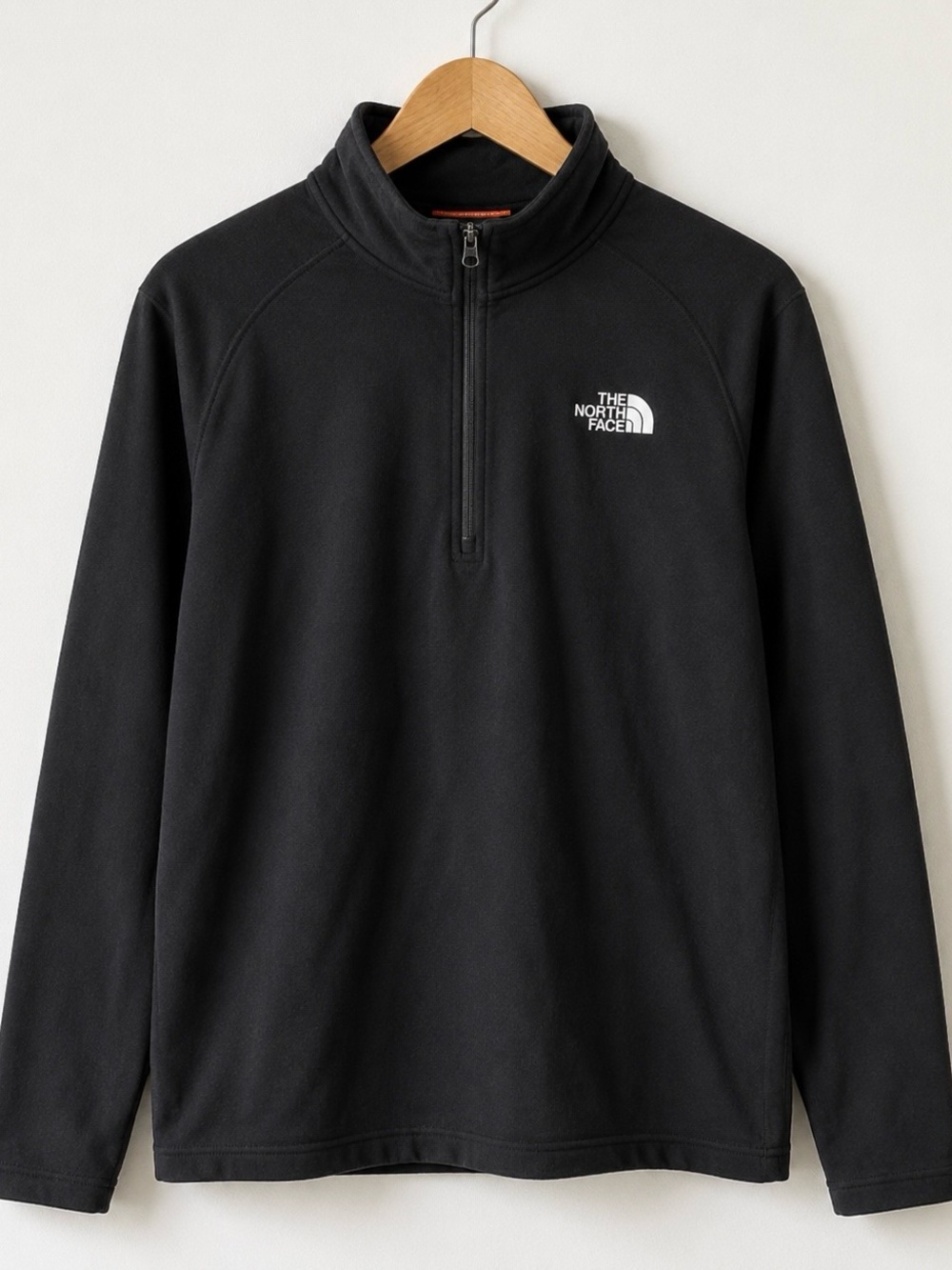 The North Face Men’s Black Half-Zip Fleece Pullover